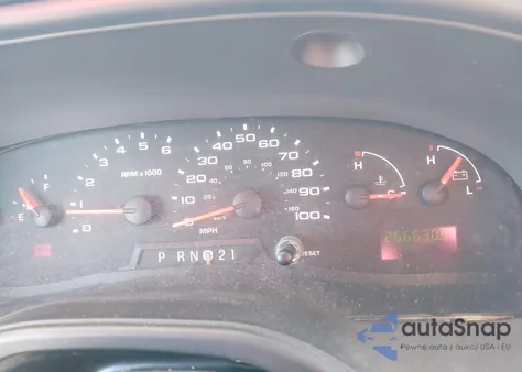 2006 Ford E-150 Xl/Xlt z USA, uszkodzony, nr VIN 1FMRE11L06DA53253